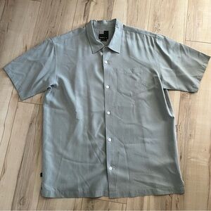 O’Neill mens short sleeve plaid button down shirt Size M